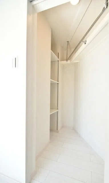 Vista Kitashinagawa - Interior - ["Building", "Wood", "Floor"]