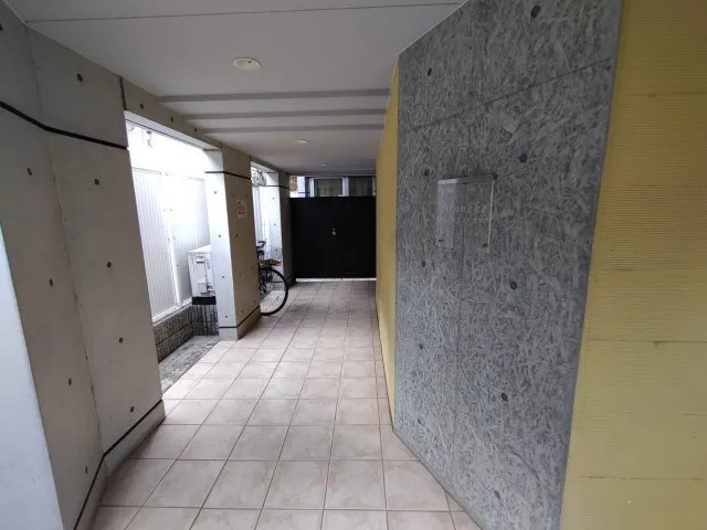 Blanche Shin-Nakano - Exterior - ["Floor", "Fixture", "Composite material"]