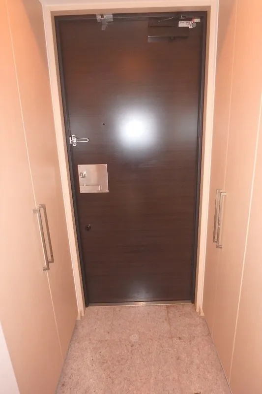 Doue Nihonbashi - Interior - ["Wood", "Brown", "Ceiling"]