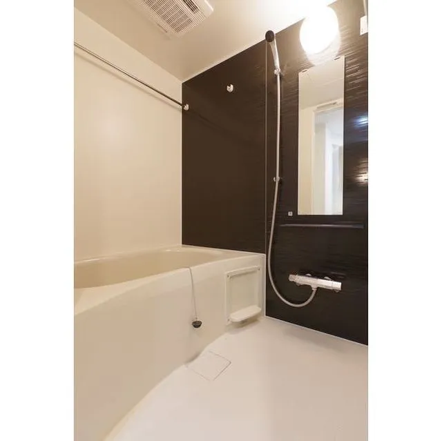 OPEN BLOOM SUMIDA YAHIRO - Interior - ["Building", "Property", "Mirror"]