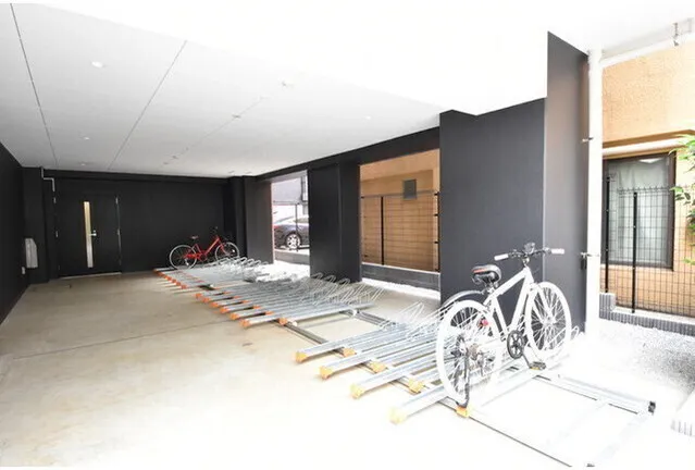 Harmony Residence Rikugien - Other - ["Bicycle", "Property", "Wheel"]