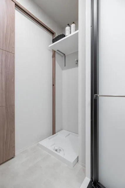 Geoent Shirokanedai - Interior - ["Flooring", "Wood", "Floor"]