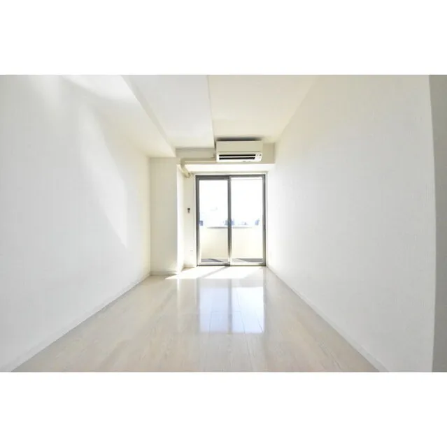 Ravient Asakusa Kototoi - Interior - ["Property", "Window", "Fixture"]