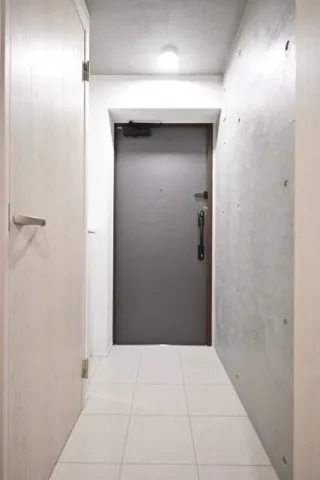 Le Nid Nihonbashi - Interior - ["Wall", "Flooring", "Floor"]