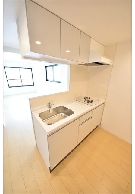 El Faro Waseda - Interior - ["Plumbing fixture", "Sink", "Plumbing"]