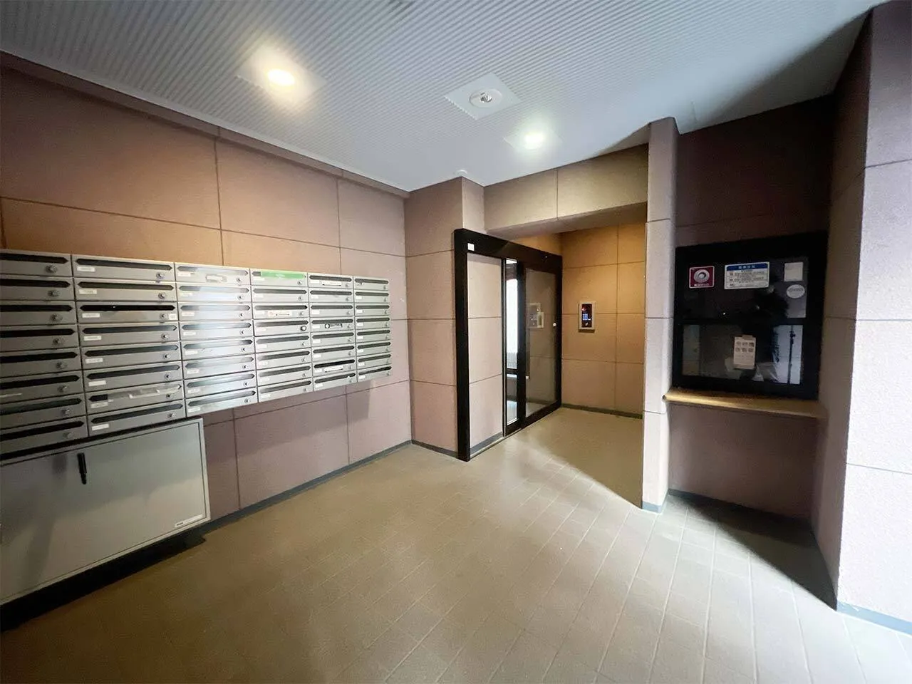 Mynavi STAY Miraie Kudanshita Station - Exterior - []