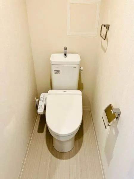 Platts Ryogoku - Interior - ["Toilet seat", "Toilet", "Bathroom"]