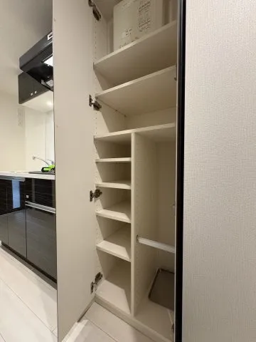 KDX Residence Toyosu - Interior - ["Wood", "Interior design", "Flooring"]