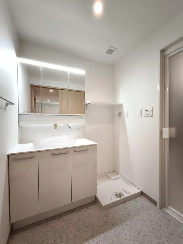 Belle Maison Nakamurabashi North NW - Interior - ["Flooring", "Wall", "Interior design"]
