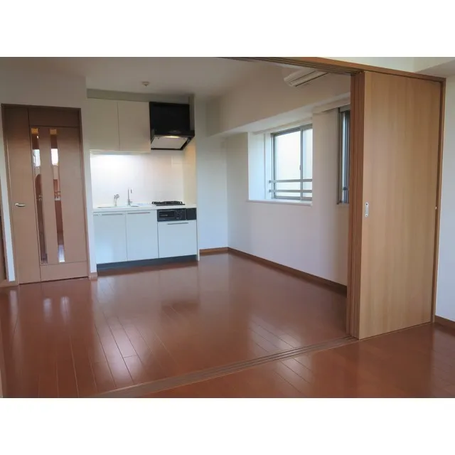 Neo Mime Bunkyo Otowa - Interior - ["Cabinetry", "Window", "Wood"]