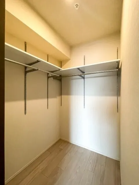 Royal Parks Ariake - Interior - ["Flooring", "Floor", "Ceiling"]