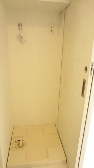 LIBR GRANT Setagaya Tsurumaki - Interior - ["Property", "Room", "Beige"]