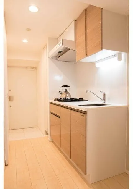 Comforia Kinshicho DEUX - Interior - ["Cabinetry", "Countertop", "Furniture"]