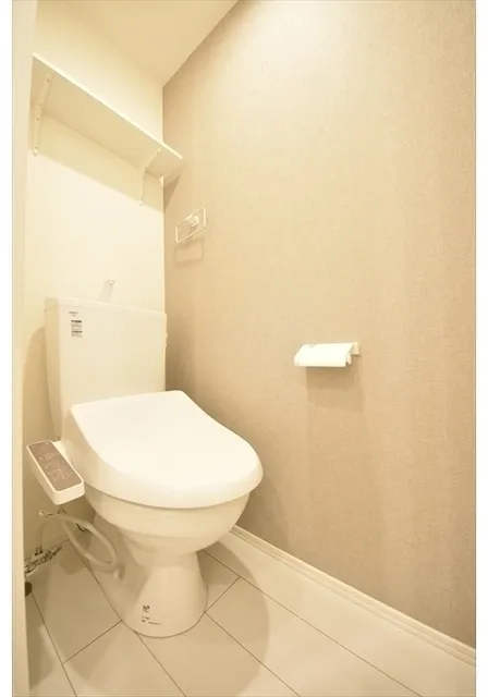 Le Coeur Shibuya Honmachi - Interior - ["Toilet seat", "Toilet", "Flooring"]