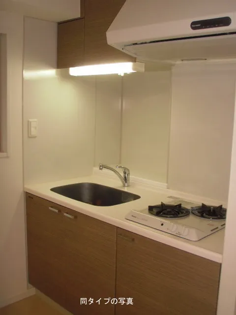 Comforia Asakusabashi DEUX - Interior - ["Tap", "Sink", "Cabinetry"]