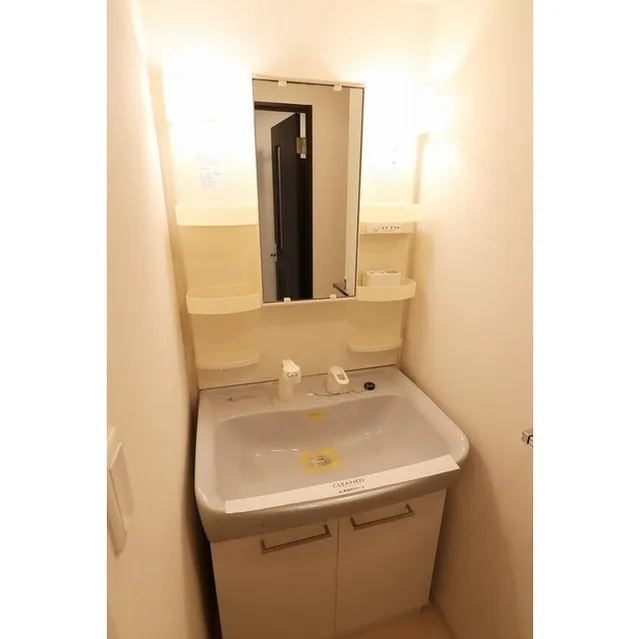 Casa Brillia - Interior - ["Bathroom sink", "Tap", "Plumbing fixture"]