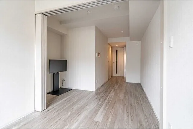 LUMIEC HONCHO EAST - Interior - ["Flooring", "Floor", "Wood"]