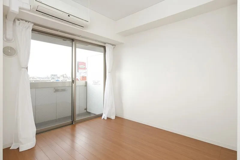 La Class Ikebukuro - Interior - ["Flooring", "Floor", "Wood"]