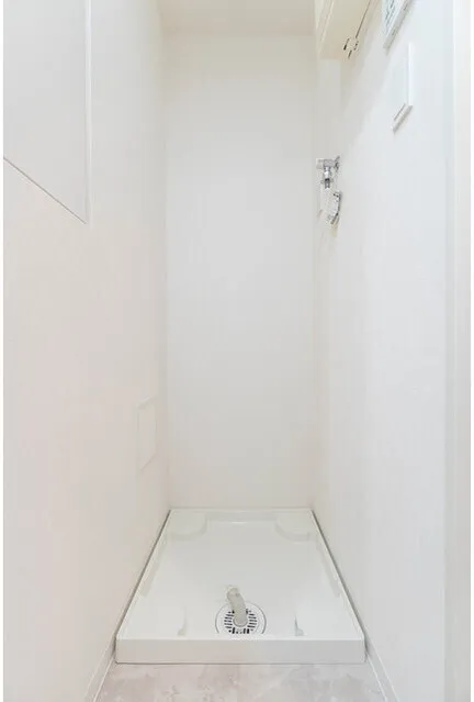 LUMIEC BUNKYO SENGOKU - Interior - ["White", "Flooring", "Floor"]