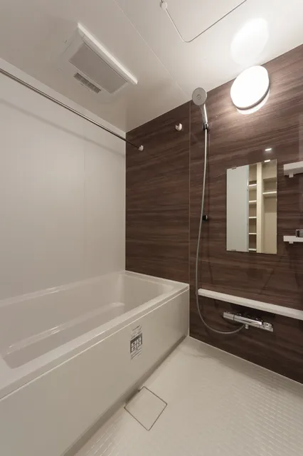 El Sereno Yokohama - Interior - ["Flooring", "Interior design", "Plumbing fixture"]