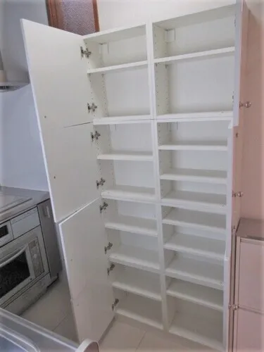 5-3-5 Kamimeguro, Meguro-Ku, Tokyo - Interior - ["Cabinetry", "Shelf", "Shelving"]