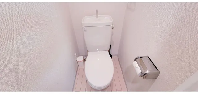 Palais Holmes Asukayama - Interior - ["Toilet seat", "Toilet", "Bathroom"]