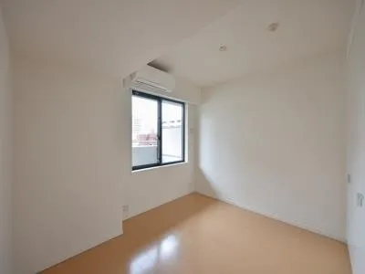 Lieto Court Arc Tower - Interior - ["Window", "Fixture", "Wood"]