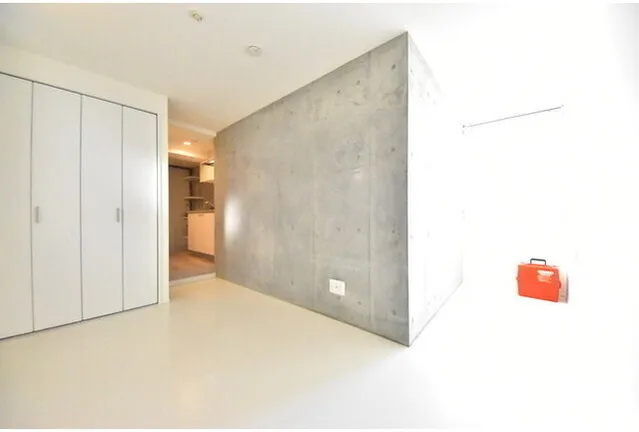 Tiger Ebara Nakanobu - Interior - ["Wall", "Flooring", "Floor"]