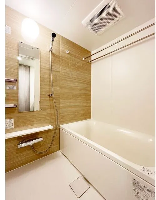 Livio Maison Higashi-Ikebukuro - Interior - ["Flooring", "Floor", "Plumbing fixture"]