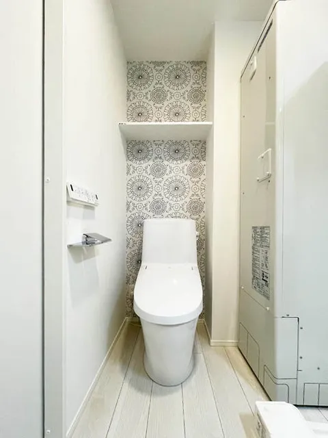 CASA GRAZIE Nishi-Ojima - Interior - ["Plumbing fixture", "Toilet seat", "Building"]