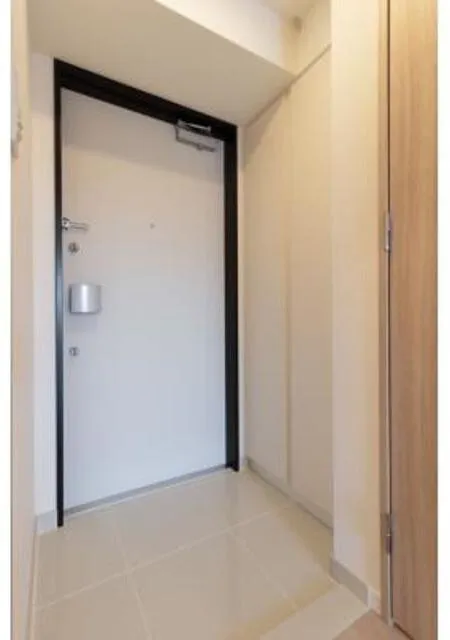WASEDA APARTMENT - Interior - ["Flooring", "Floor", "Door"]
