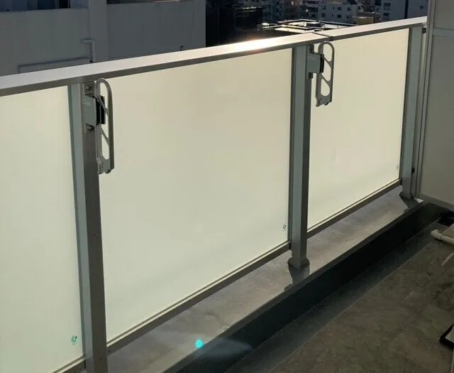 Urbanex Kikukawa III - Interior - ["Composite material", "Handrail", "Metal"]