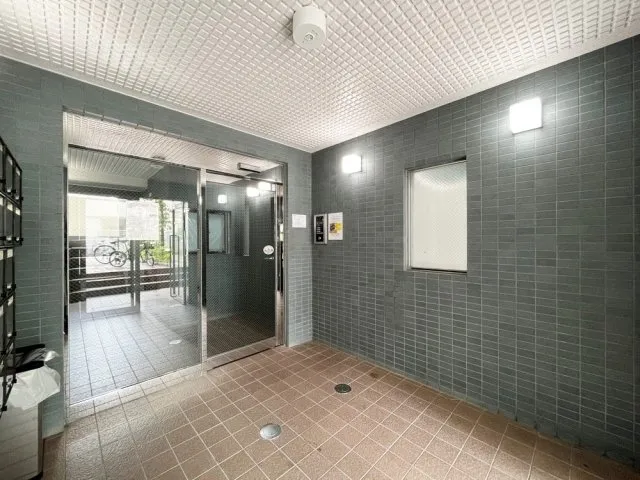 Sky Court Shinjuku Ochiai No. 5 - Exterior - ["Flooring", "Ceiling", "Floor"]