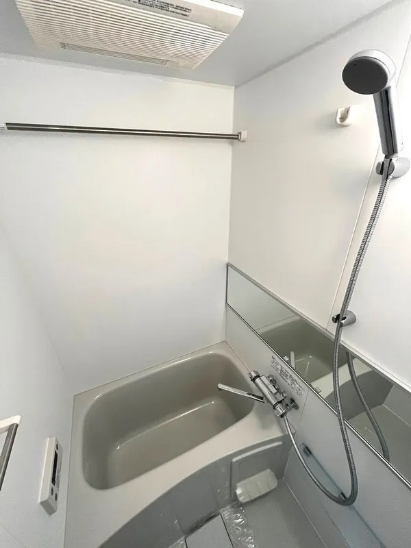 HF Ryogoku Residence - Interior - ["Plumbing fixture", "Plumbing", "Grey"]