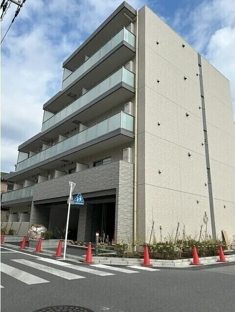 Alpha Court Kasai - Exterior - ["Brutalist architecture"]