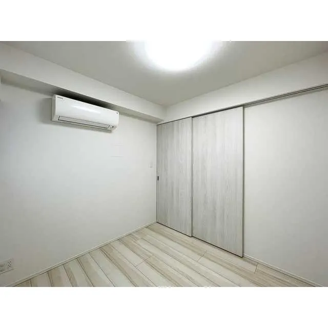 Gran Casa Minamisenju - Interior - ["Fixture", "Wood", "Rectangle"]