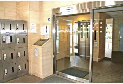 Sky Court Vingtean Waseda - Exterior - ["Door", "Household hardware", "Tile Flooring"]