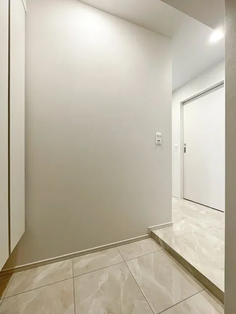 Lefon Progre Hongo 3-Chome - Interior - ["Flooring", "Floor", "Wall"]