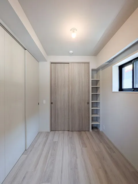 Wellis Urban Sumiyoshi West - Interior - ["Flooring", "Wood", "Ceiling"]