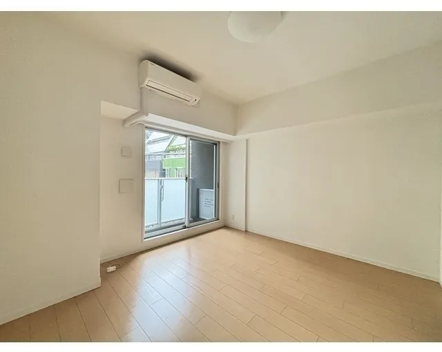 Casa Misakicho - Interior - ["Flooring", "Floor", "Ceiling"]