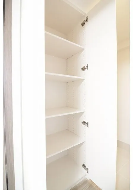 KDX Residence Hatchobori - Interior - ["Wood", "Flooring", "Floor"]