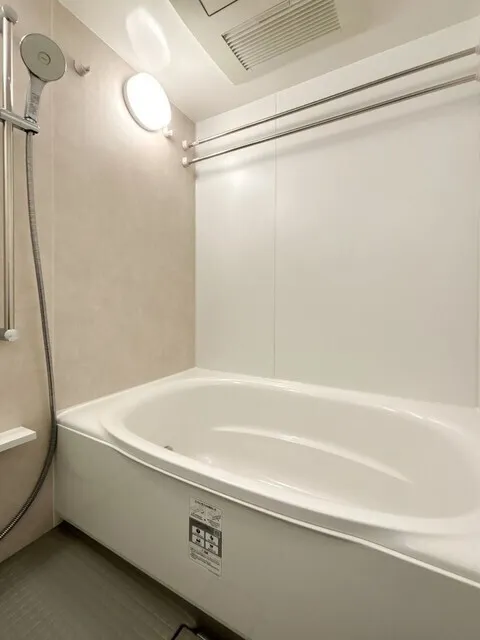 Royal Parks Ariake - Interior - ["Flooring", "Plumbing fixture", "Floor"]