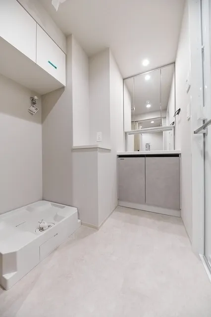 Urbanex Kinshi Park III - Interior - ["Flooring", "Floor", "Ceiling"]