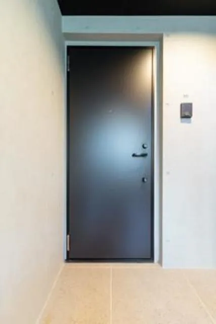 MG MARK Yoyogi - Interior - ["Door", "Vehicle door", "Wall"]