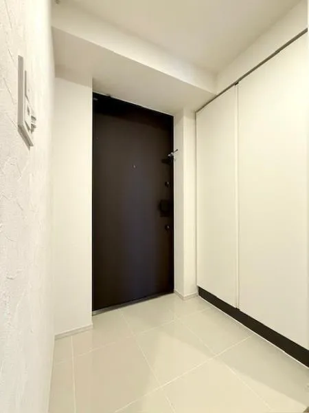 Duo Flatz Kasai - Interior - ["Flooring", "Wall", "Floor"]
