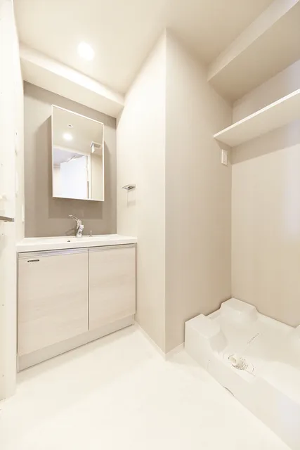 Urbanex Komagome - Interior - ["Flooring", "Floor", "Ceiling"]