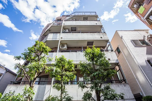 Hishiwa Palace Bunkyo Minami - Exterior - ["Apartment", "Urban design", "Balcony"]