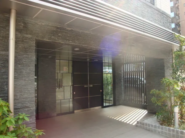 Claire Homes Shinjuku Hyakunincho - Exterior - []
