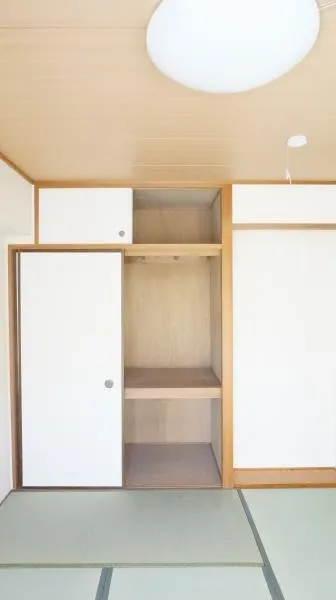 New Heights Toshimaen - Interior - ["Flooring", "Wood", "Floor"]