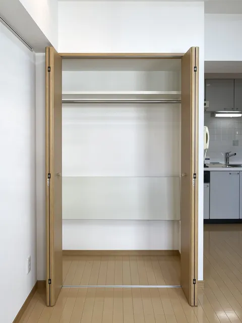 Comforia Atago - Interior - ["Flooring", "Wood", "Floor"]